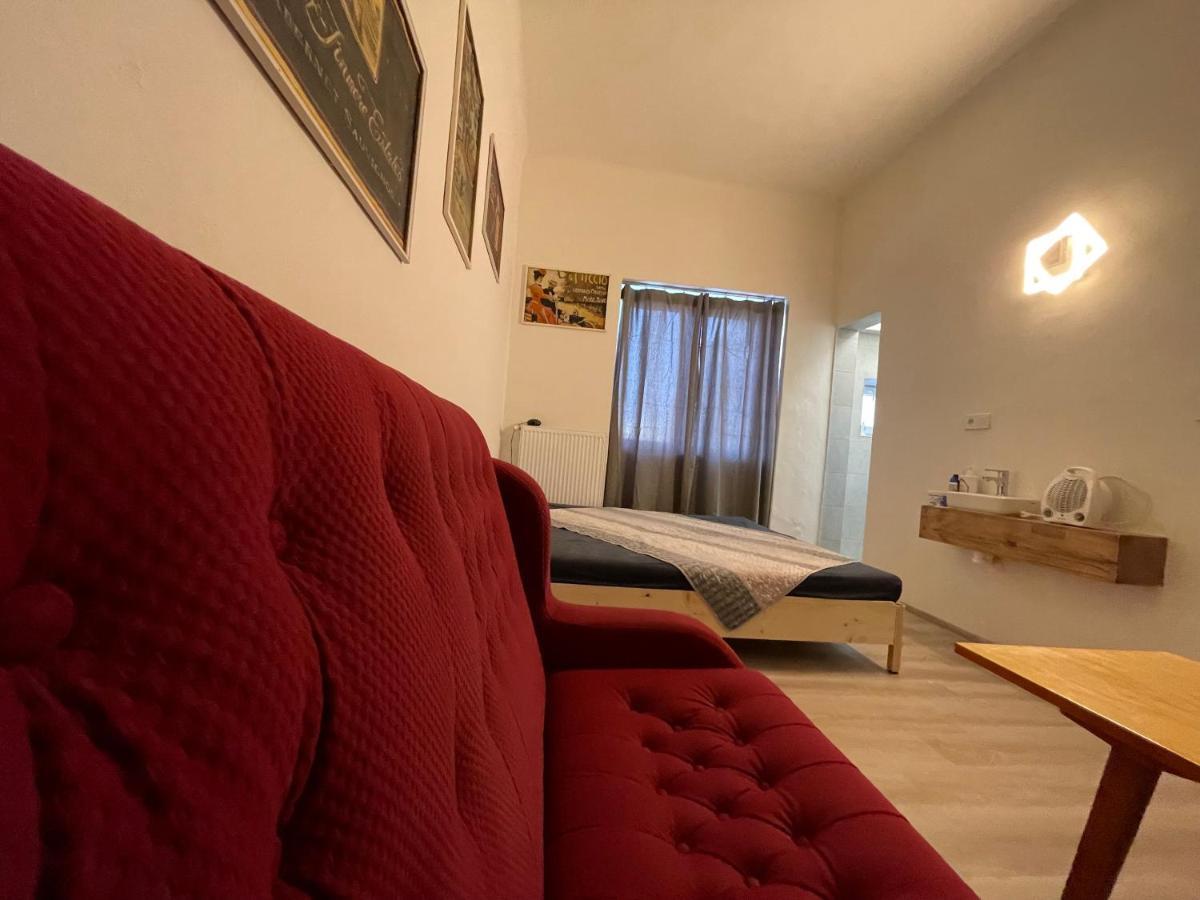 Red&Black Apartment City Centr, Na Hradbach 118 Ostrava Exterior foto