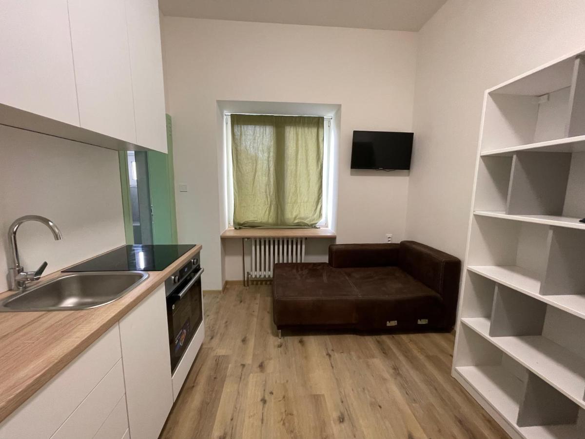 Red&Black Apartment City Centr, Na Hradbach 118 Ostrava Exterior foto