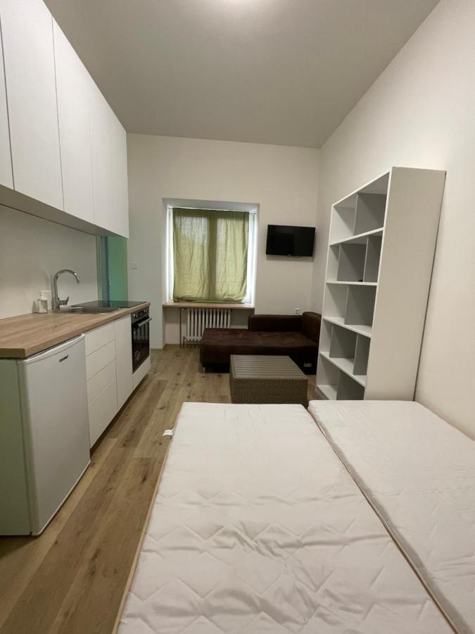 Red&Black Apartment City Centr, Na Hradbach 118 Ostrava Exterior foto